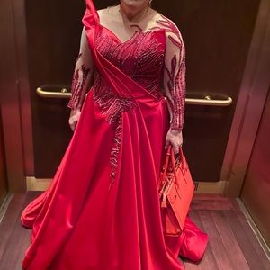 Ballgown dress size 12-14